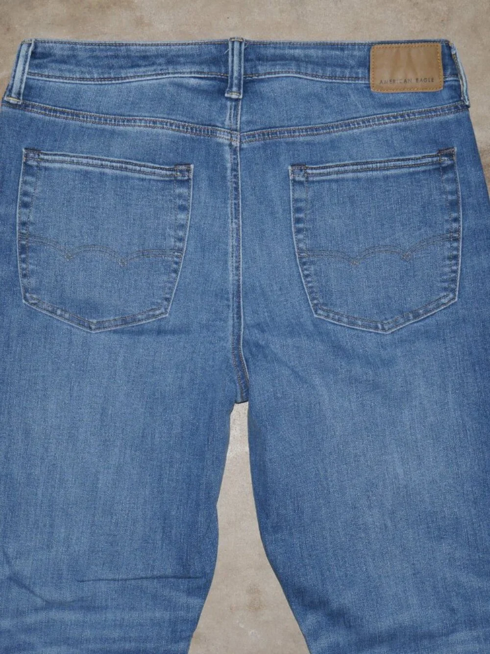 American Eagle Mens Slim Bootcut Jeans Size 34x30 AirFlex+Stretch Denim Med Wash